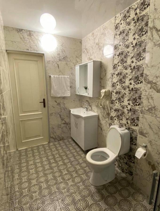Guest House Lazuri Sarpi Eksteriør bilde